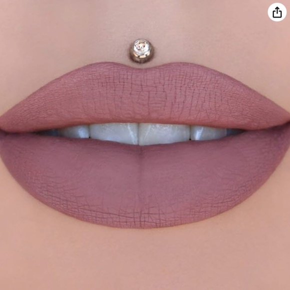Jeffree Star Other - Jeffree Star Velour Liquid Lipstick In 'Deceased' NWB